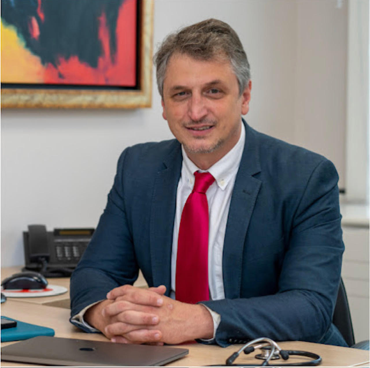 Dr Emmanouil Nikolousis