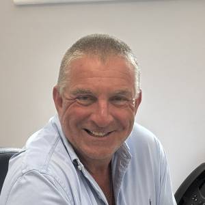 Dr Julian Sweetman