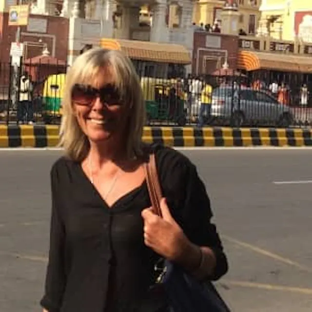 Dr Janet Evans